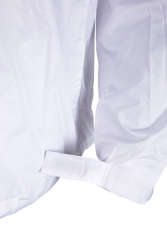 WINDBREAKER WHITE