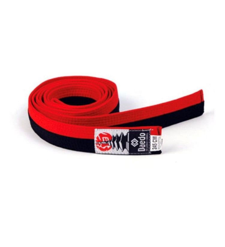 Vechtsport band Poom, rood-zwart
